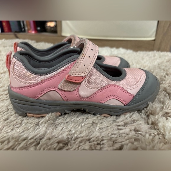 Lands' End Other - Lands End Pink Breeze and Grey Trekker Mary Jane’s girls​​​​